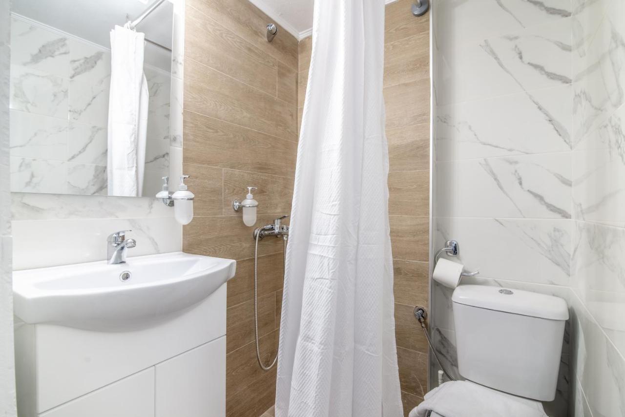 Renovated Studio Near Downtown イラクリオン エクステリア 写真